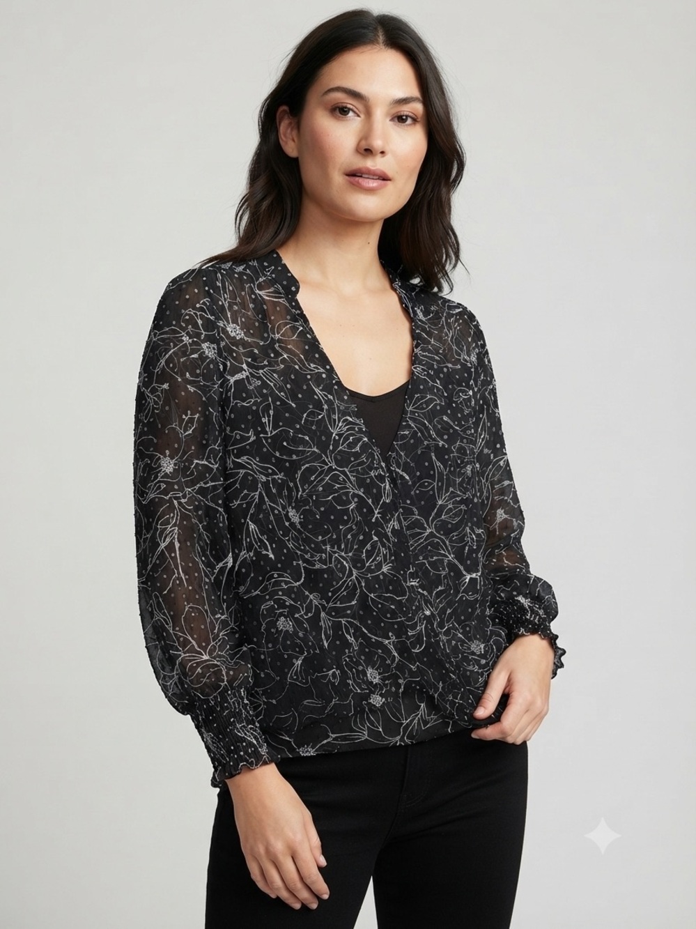 BOBEAU V-Neck Floral Print Blouse L 20” p2p Black EUC